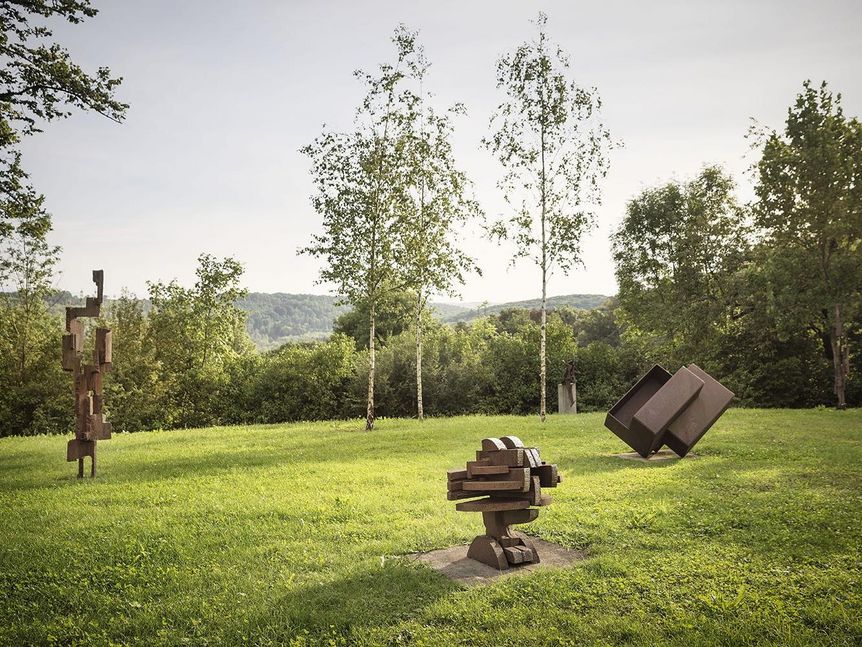 Sammlung Domnick, Figuren im Garten